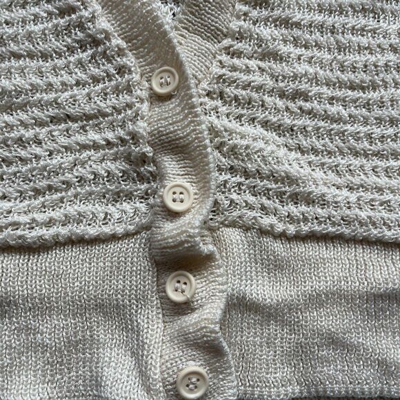 Vintage Knit Vest Medium Button Cream Crochet Layering Fall Nordic 90s 80s - Picture 4 of 8